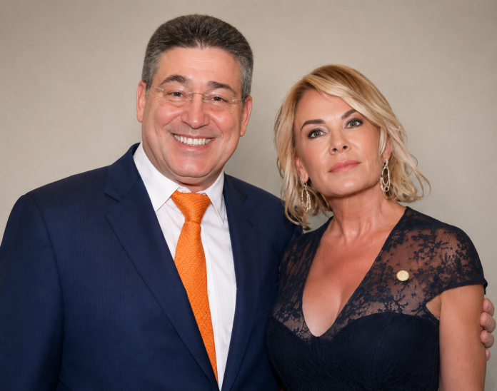 Itzhak Ezratti Wife